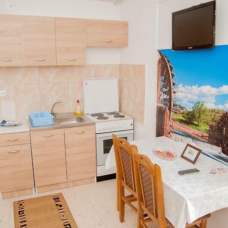 Apartment Slobo เทรบินเย ภายนอก รูปภาพ